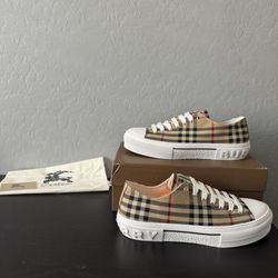 BurBerry shoes men 
