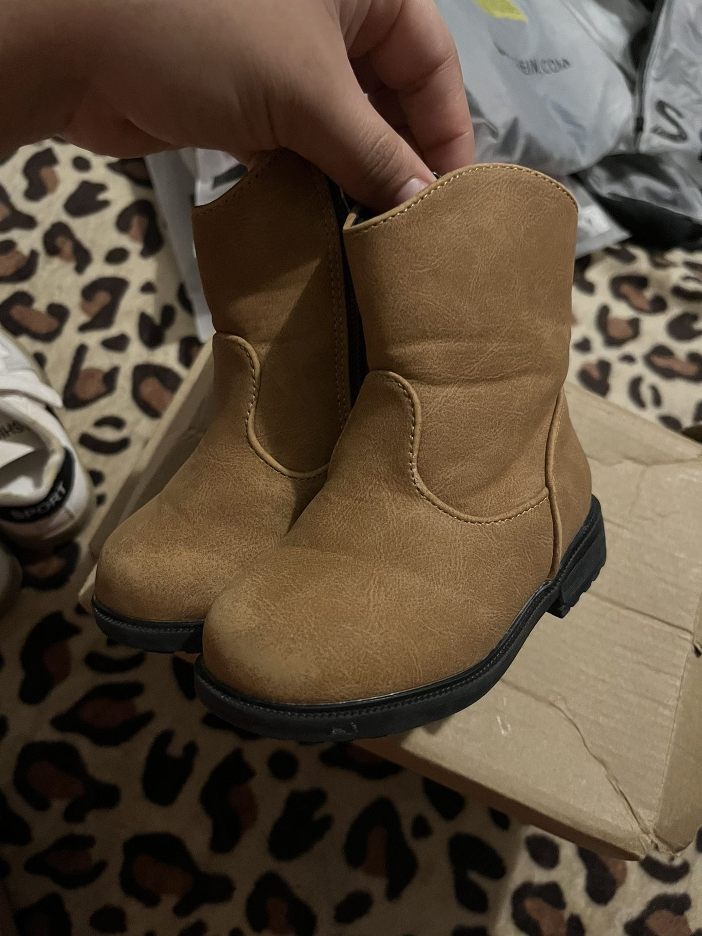 Toddler Boots Size EUR 20 Size 4 Unisex