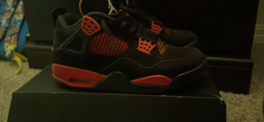 Jordan 4s Thunder Red
