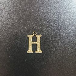 417 italian Yellow Gold  Letter "H"  Pendant