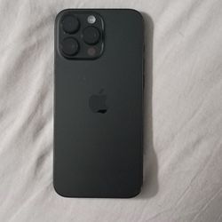 Apple Watch Ultra 2 / iPhone 16 Pro Max 