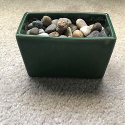 Ceramic Plant Holder With Rocks