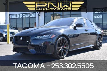 2017 Jaguar XF