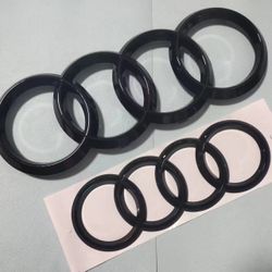 AUDI e-tron Sportback Rear Ring Emblem GLOSS BLACK Sign Logo Trunk Lid etron