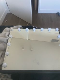 Impressions vanity mirror