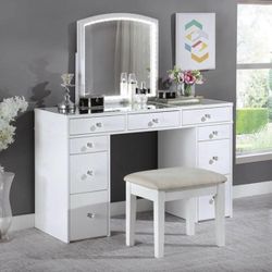 White Vanity Table Set Brand New In Box 