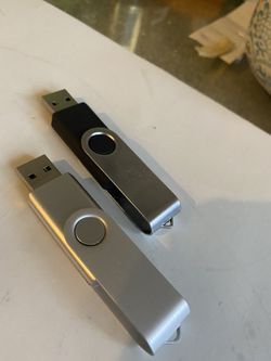 Usb con música 16gb con más de 3000 canciones a escoger