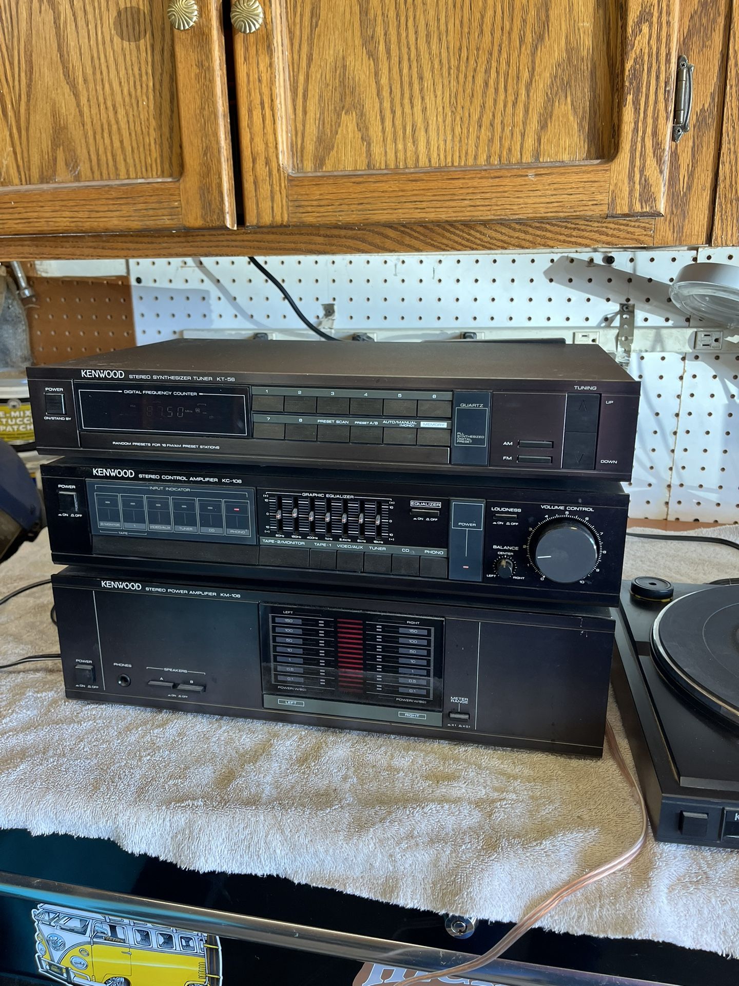 Kenwood Stereo Stack (4 Piece)