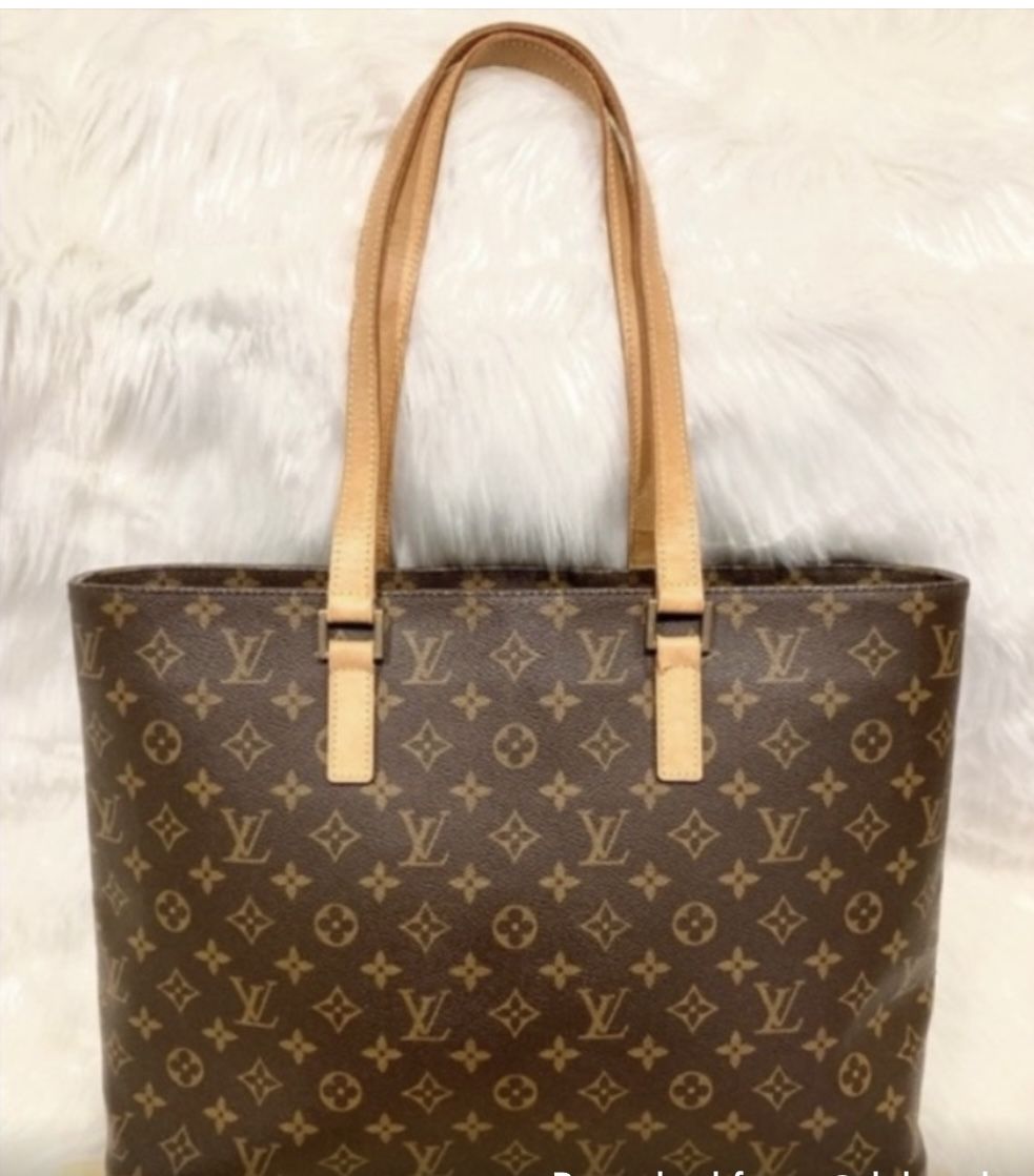 Authentic Louis Vuitton Purse 