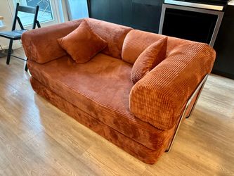 Convertible couch/futon