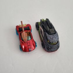 2018 Hot Wheels Disney Moana & Maui