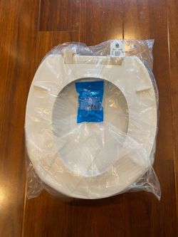 American Standard Meitu Round Seat with EverClean