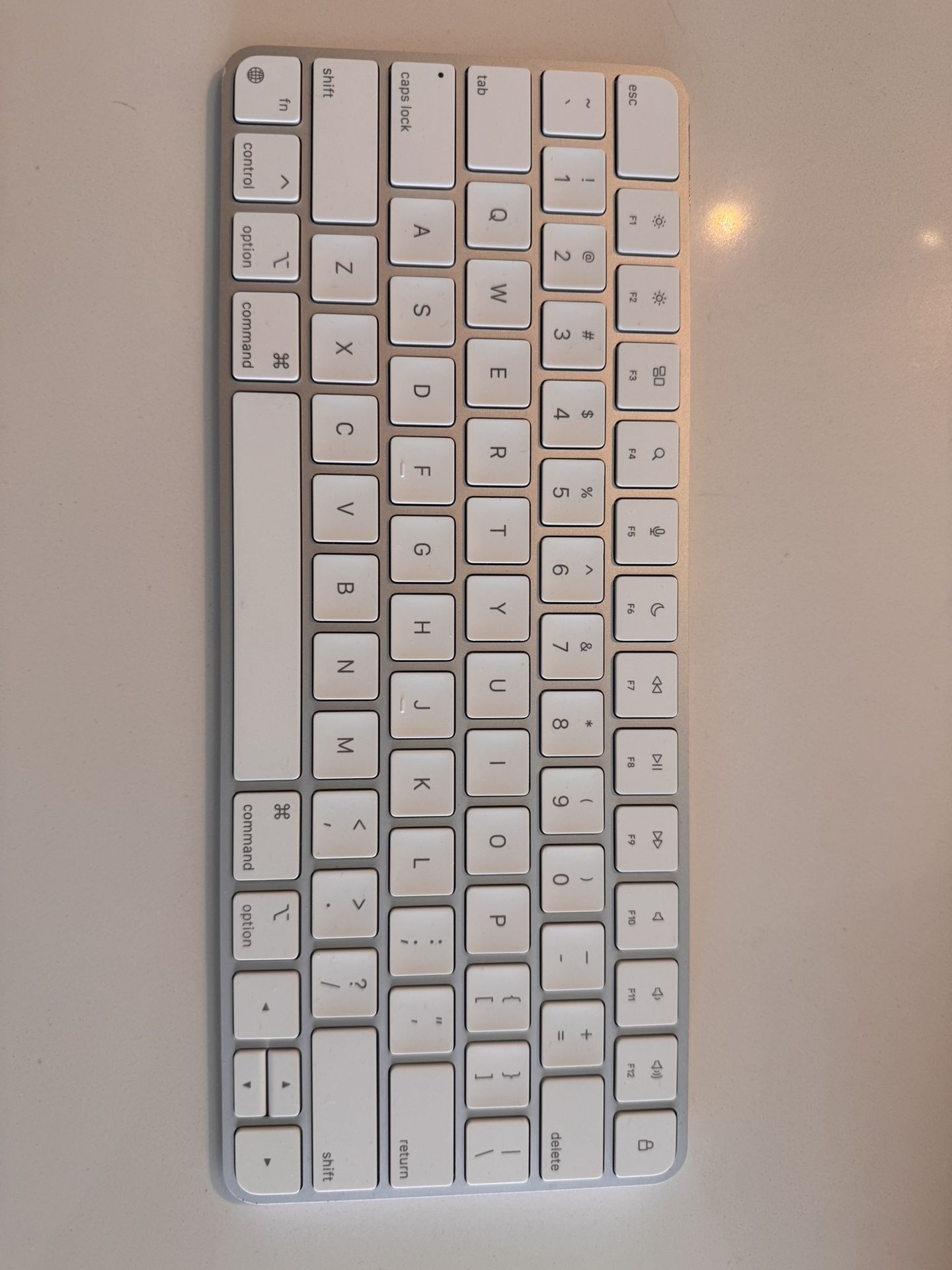 Magic Keyboard ⌨️