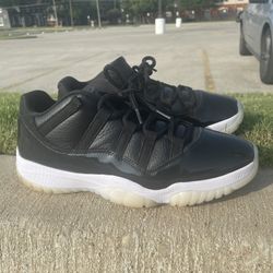 Jordan 11 Retro Low 72-10