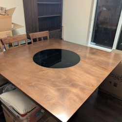 Dining room table & chairs