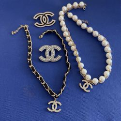 Necklace + Brooch Bundle Set 
