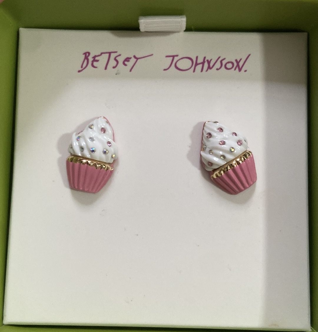 Betsey Johnson cupcake earrings