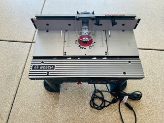 Bosch router table and 1617EVS router
