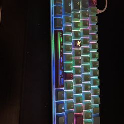 Frozen Llama Mechanical Gaming Keyboard Mini 