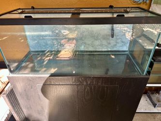 75 Gallons fish tank