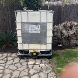 1650 Kg Water Container 