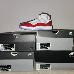 NO TRADES Jordan Cherry 11s Size 11 $315 , Gs $255