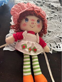 Strawberry shortcake doll
