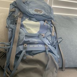 Osprey Ariel 55 Woman’s Medium Backpacking Backpack