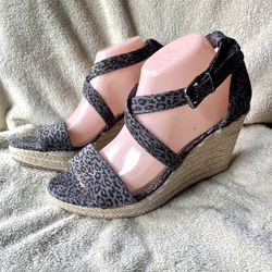 Gray/Black Leopard Print Wedge Heel Sandals Sz 10