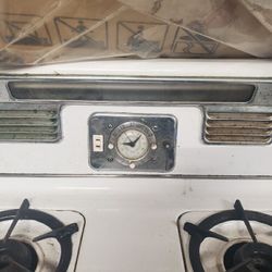 Antique Caloric Stove— Great Condition