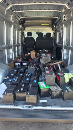 Car Batteries 24f H5 34 78 65 48 49 47 H6 H7 51r 94r 86 H8 H9 Truck SUV And Car Battery with Warranty. FIRM Price is $59.99 Bateria Carro Car Battery