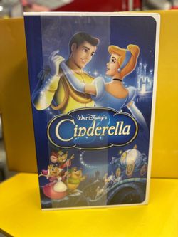 Disney Classics VHS Throw Cinderella