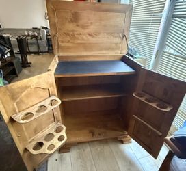 Dry Bar Cabinet, Vintage Harbor House Maple Flip-Top, Model 1130