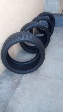 33x12.50R24 CF3000 Comforser