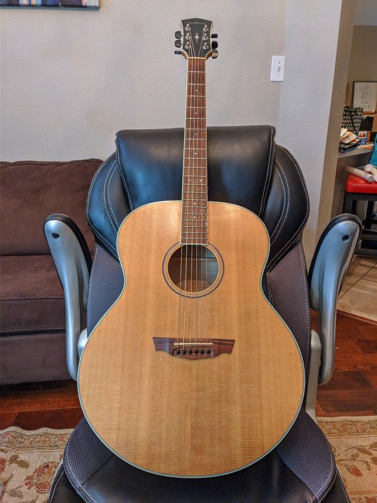 ALL SOLID Jumbo Parkwood PW-340FM Acoustic Guitar, With Hardshell case - $450 Obo