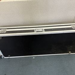 Road Runner Keyboard Flight Case With Casters/Wheels