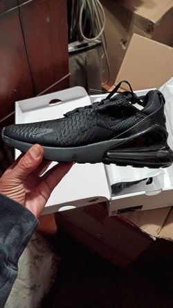 Nike Air Max 270 Triple Black Sneakers