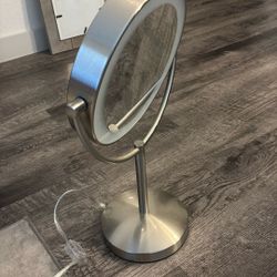 Make Up Mirror & Light 