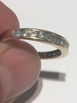 Size 7 10k Gold Ring Band ½ Carat Diamonds