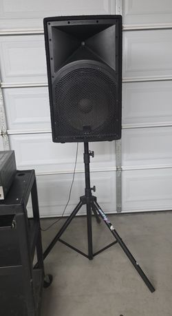 Cerwin-Vega Intense! INT-152 15" PA Speakers with Stands