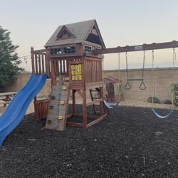 Outdoor Kids Playset - Swings & Slide Included