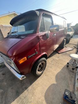 1975 Chevy G10 Van Shorty