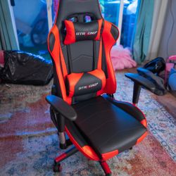 Gtracing Gaming Chair Red Black Like New!