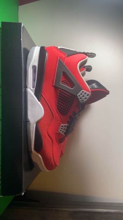 Air Jordan 4 “ Toro Bravo “ size 10