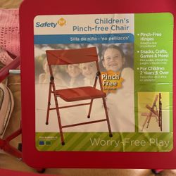 4 Kids Chairs