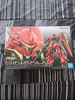 RG Sinanju 1/144 Gunpla Model kit