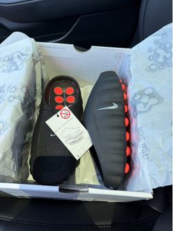 Nike Mind 001