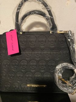 Skull purse