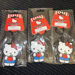 Hello Kitty Keychain 