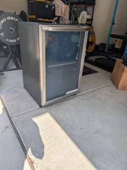 Frigidaire Drink Fridge